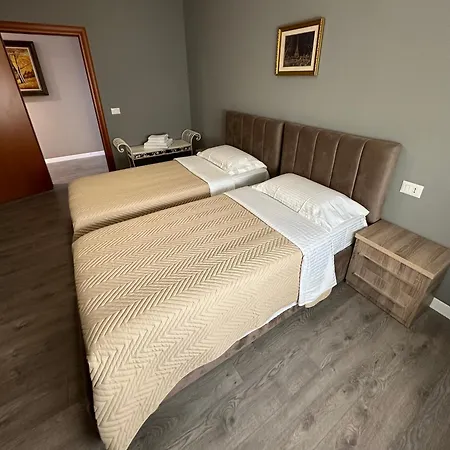 Galleria * Тирана